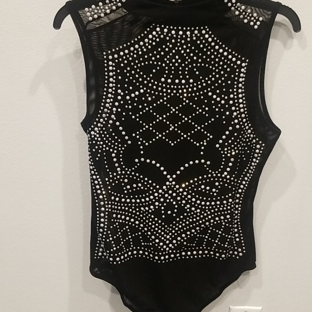 Top - Picture 3 of 3